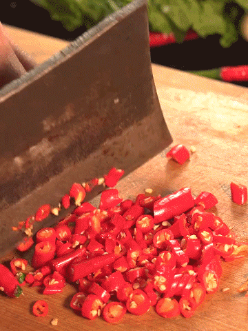 1760581765538231.gif