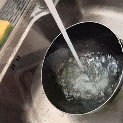 1760588059173719.gif